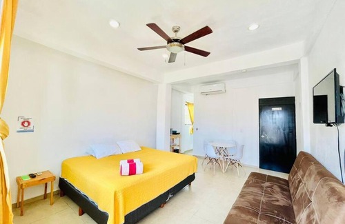 Puerto Juarez Apartment | Shark suite, 5 min walking to the beach. Shark piso2