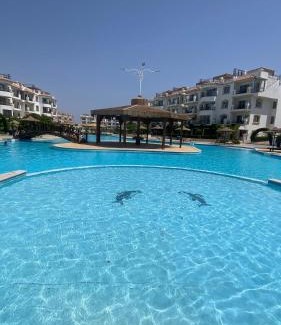Ras Nasrani Apartment | Sharm Hills Luxury Pool View