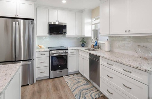 Marco Island Condo | Sharp and Trendy 2 Bedroom Waterfront Condo