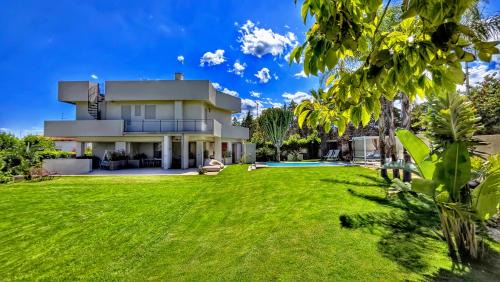 Fontane Bianche Apartment | Shati Luxury - New, Heated Pool, Sea view Near beach