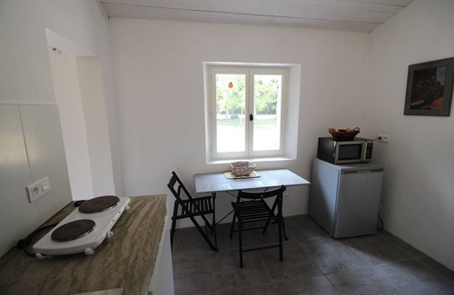 St.-Remy-de-Provence House | Shed the heart of Provence