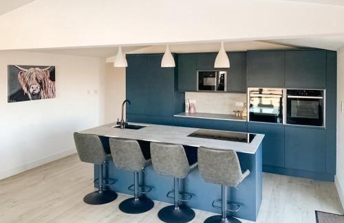 Forsbrook House | Sheep Meadow