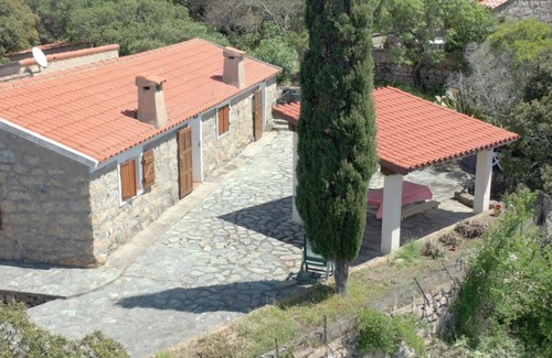 Sartene Cottage | Sheepfold 4 PEOPLE max. in the middle of 200 hectares locat: SATURDAY to SATURDAY.