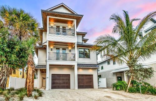 Siesta Key Village House | Shell-Abrate Good Times