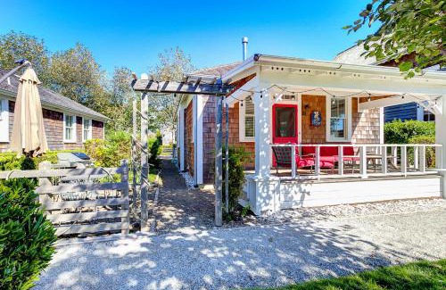 Seabrook House | Shell Cottage by Seabrook Hospitality