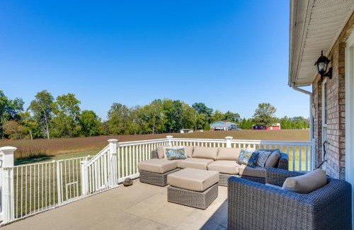 Grottoes House | Shenandoah Valley Riverside Retreat Near Wineries