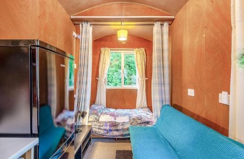 Abbess Roding House | Shepherds Hut