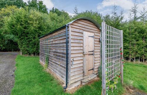 Abbess Roding House | Shepherds Hut