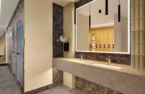 Schiphol Hotel | Sheraton Amsterdam Airport Hotel and Conference Center