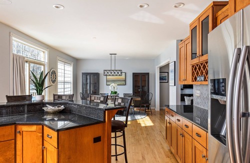 Michigan City House | Sheridan 4-Home Combo | 4 Hot Tubs + 18BR by Beach