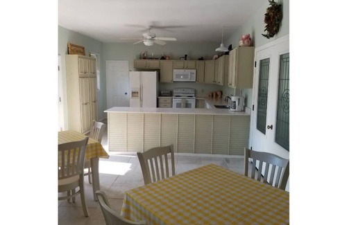 Pennington Apartment | "Sheriff's Office" at Oak Arbor