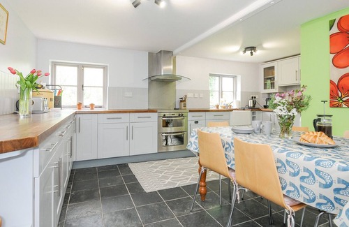Saint Ann's Chapel Cottage | SHERWELL FARM COTTAGE, family friendly, with open fire in Drakewalls