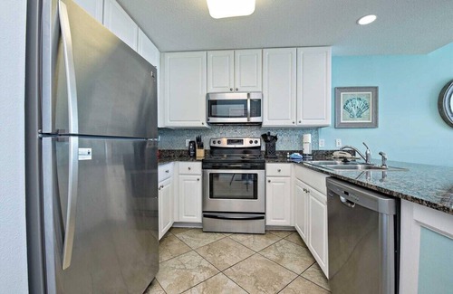 Gulf Shores Condo | Shine Bright at Lighthouse 1614 your Gulf Shores Getaway By Prickett Properties