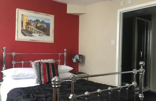 Mevagissey Hotel | Ship inn