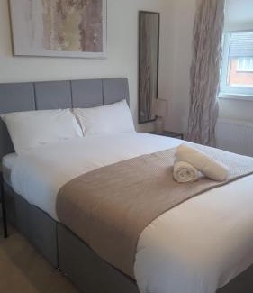 Gateshead Apartment | Shipcote Rooms