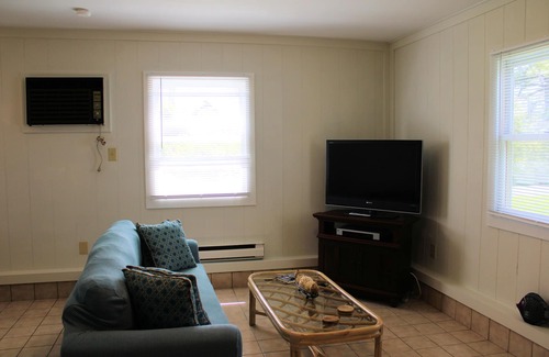 Chincoteague Cottage | Shore Bird - 1 BR Studio Cottage with open floor plan. NO LINENS PROVIDED