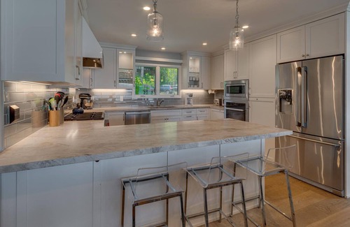 Tahoe Tavern Condo | Shore Camp - Lakefront - TLUXP