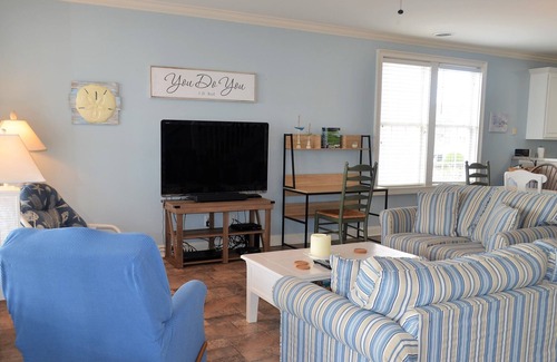 Surfside Beach House | Shore Thing (Stealing Home) - Oceanfront in Surfside Beach