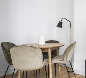Spitalfields Apartment | Shoreditch 3BR Gem