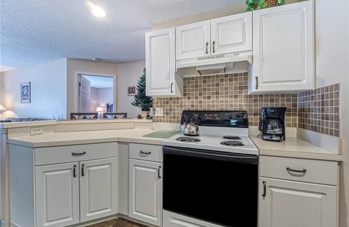 Trailer Estates Condo | Shorewalk Palms Condo 2bed/2bath/close to IMG Academy/Beaches/Anna Maria Island