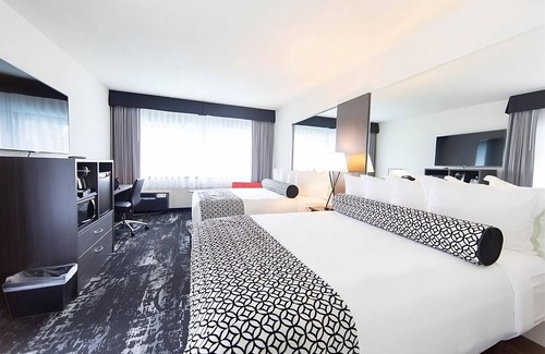 Riverside Hotel | Short Drive to Spokane Convention Center! 3 Modern Units, Pet-Friendly