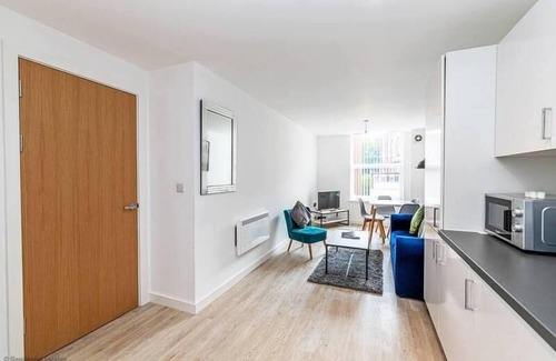 Preston Apartment | Short Term Apartment Preston With Parking