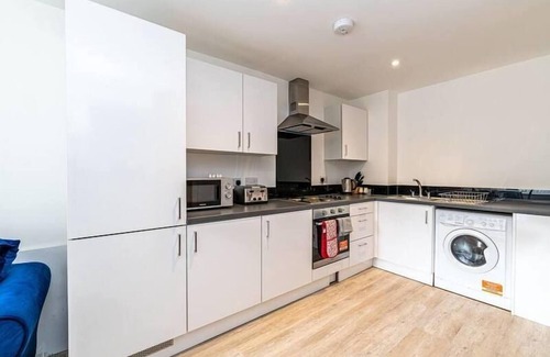 Preston Apartment | Short Term Apartment Preston With Parking