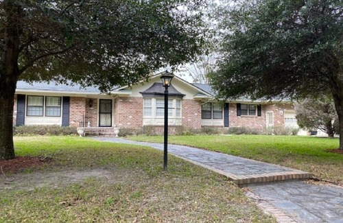 Savannah House | Short Term Furnished Rental Near Hospitals