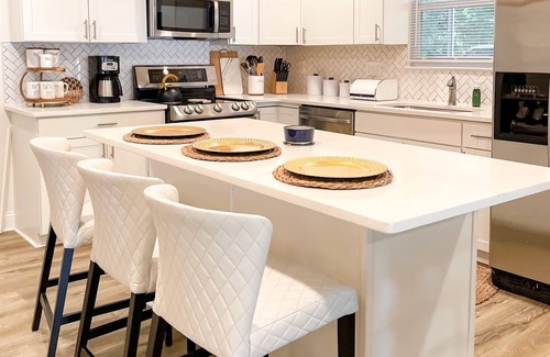 Pineville House | Short Term or Long term rental