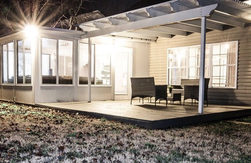 Franklin House | Short Term Rental Luxurious Experience! 5min to Downtown Franklin