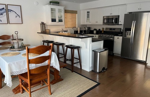 Shell Beach House | SHORT TERM RENTAL-Shell Beach 3 or 4 Bedroom Rental Option Second Master Suite