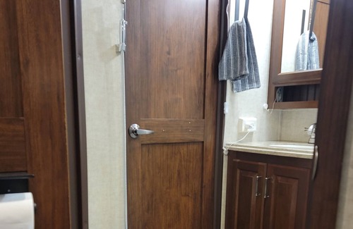 Cascade House | Short-term RV Rental @ Arrowhead Park, in Cascade ID.