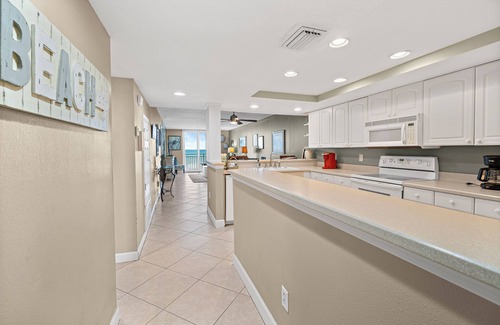 Indian Harbour Beach Condo | Short term rental avail in Aug or stay for a few nights. Ocean front, pool.