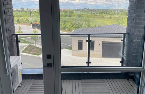 Brampton House | Short term vacation rental