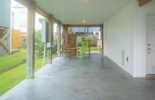 Wilmington Beach House | Short Walk to the Beach - Perfect for Multi-Family Stays