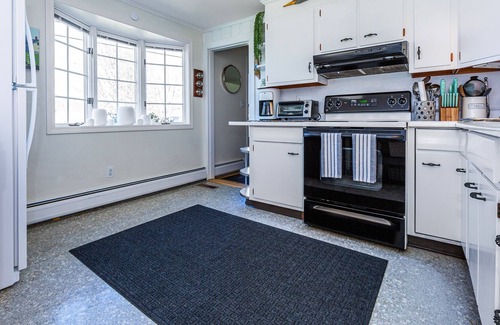 Southwest Harbor House | Short walk to the center of Southwest Harbor. Sleeps 8 comfortably!