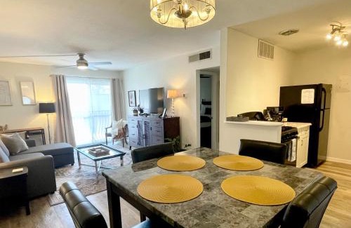 Gainesville Apartment | Shortest Walk to Shands and UF Health - Quiet, Equipped, Reliable - Free Parking