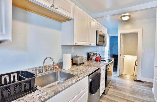 Oneonta Apartment | Shortstop Apt 2 - All Star Baseball Rentals
