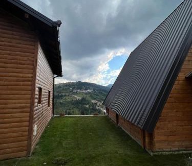 Pejë Apartment | Shpella e madhe - Villa Moderne