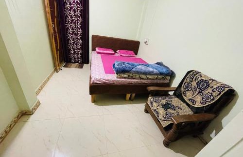 Ujjain House | ShReE ShAyM hOmE sTaY