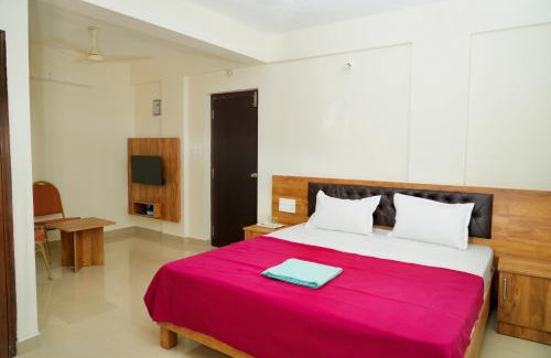 Udupi Hotel | Shree Swarna Comforts