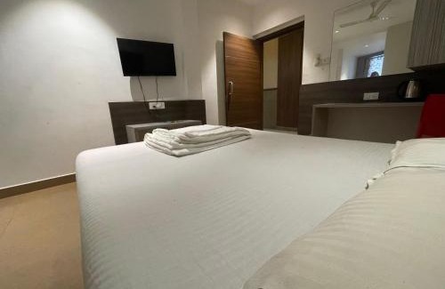 Udupi Hotel | Shri Sai Palace