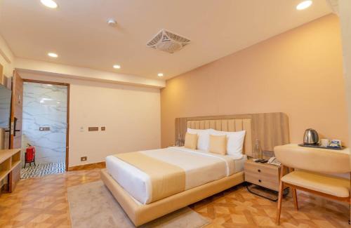 New Delhi Bed & Breakfast | Shrine Suites