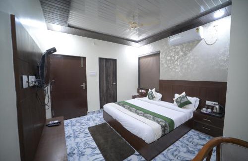 Allahabad Hotel | Shyam Shakti Villa