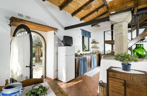 Mitogio House | Sicilian country house with panoramic views