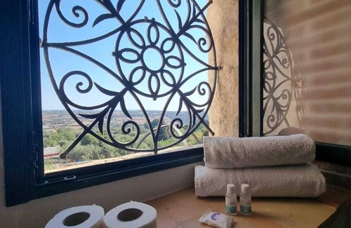 Canicattini Bagni Villa | Sicilian villa surrounded by greenery