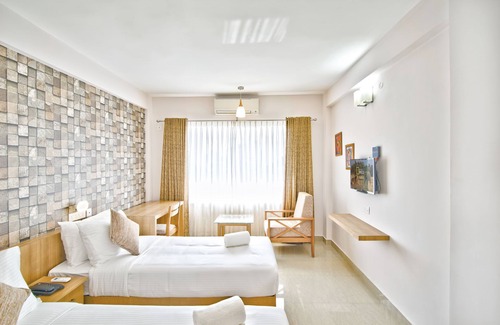Kaloor Hotel | Sidra Pristine Hotel & Portico Halls