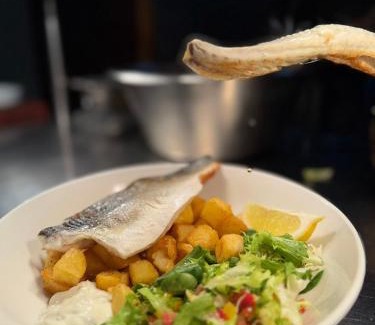Penarth Hotel | Sids restaurant and bar with rooms