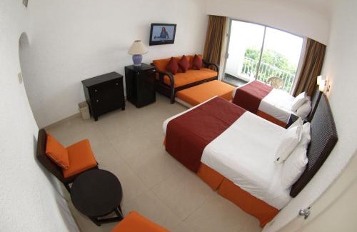 Peninsulas de Santiago Hotel | Sierra Mar All Inclusive at Tesoro