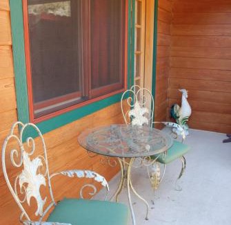 Mariposa House | Sierra Trails Retreat